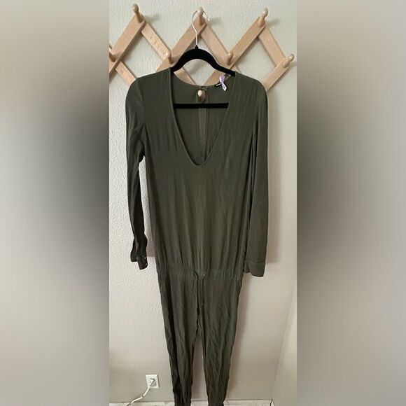 Monrow Green Utility Jumpsuit Sz XS - Picture 1 of 9